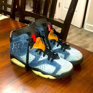 AIR JORDAN 6 RETRO
